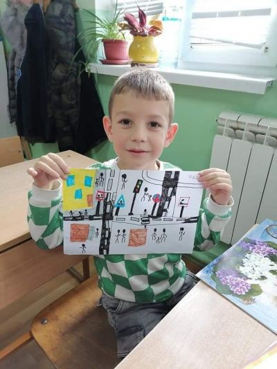 "Знам и спазвам правилата за движение!"  5