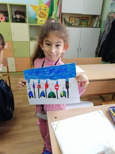 "Знам и спазвам правилата за движение!"  8