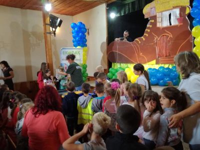 За разделно събиране на отпадъците. 3